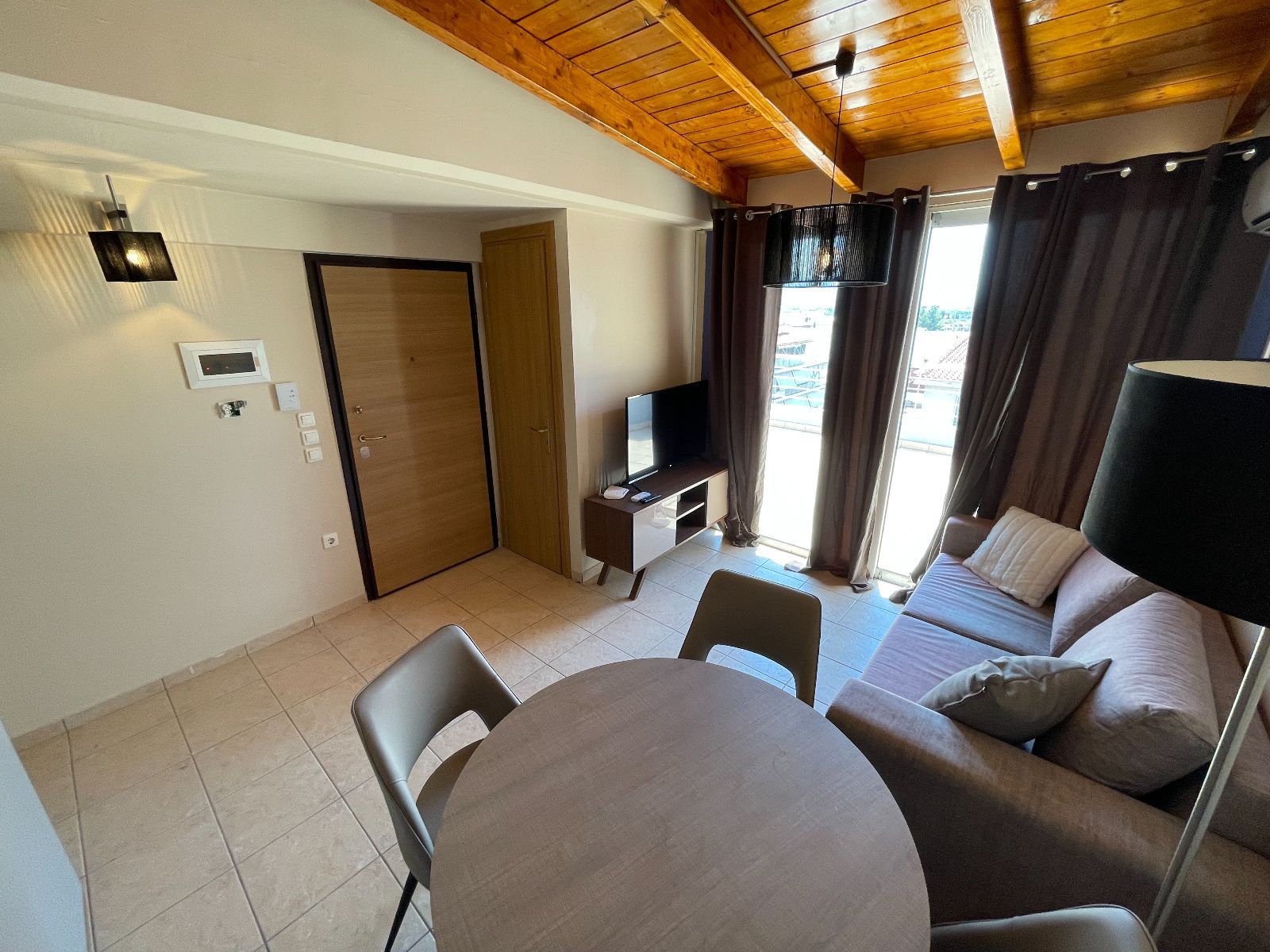 Studio / Γκαρσονιέρα 21τ.μ., 6ος, Νίκαια, Προάστια Πειραιά