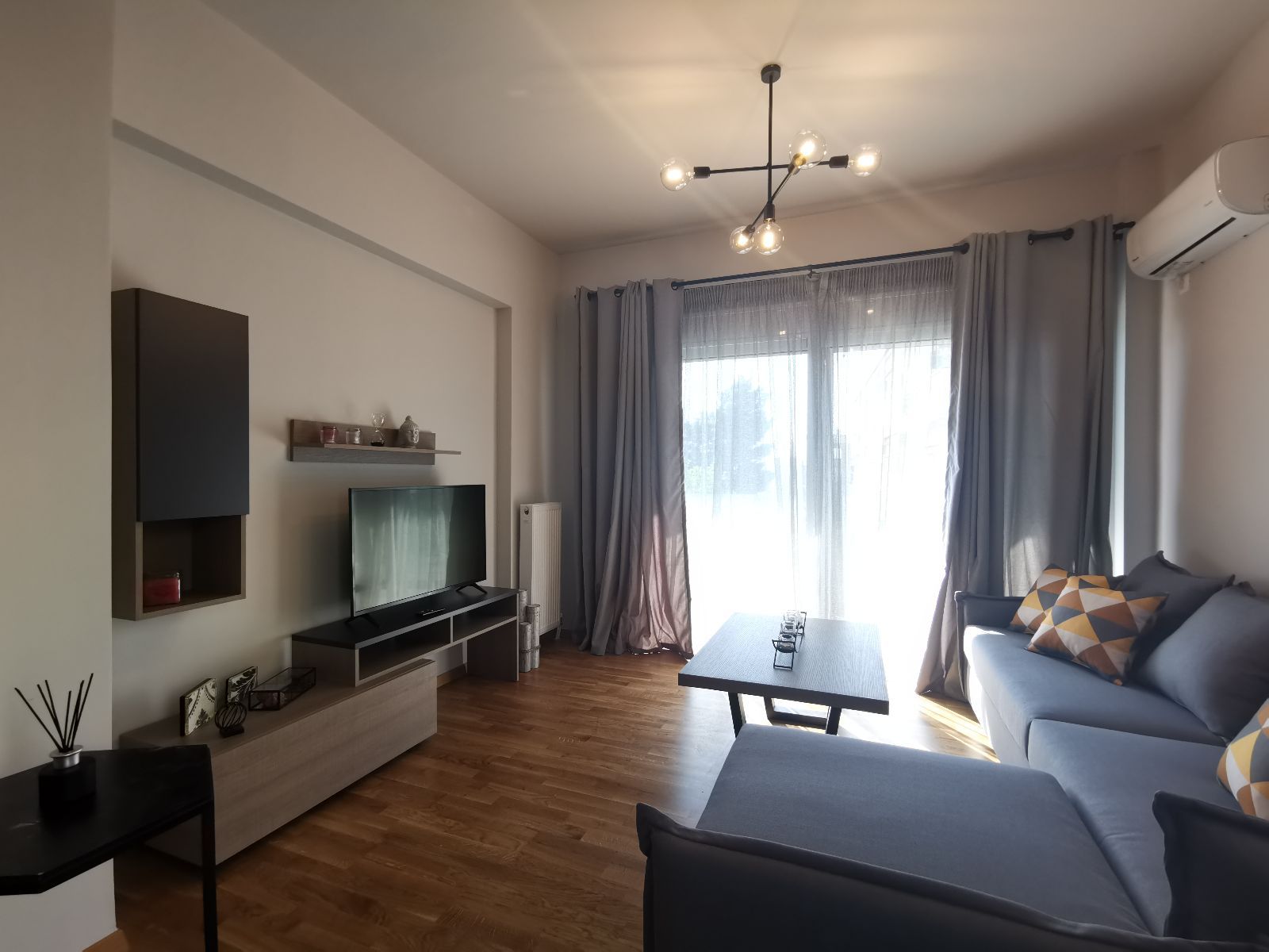 Διαμέρισμα 61τ.μ., 1ος, Γλυφάδα, Αθήνα – Νότια Προάστια