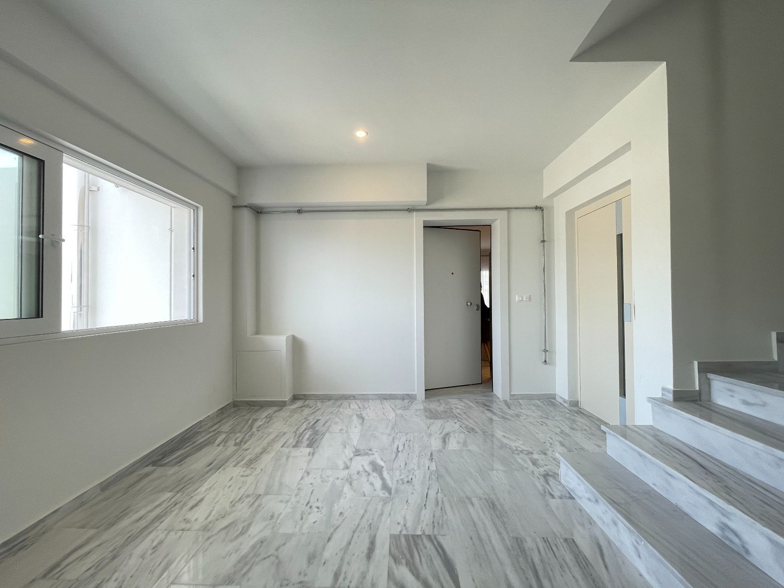 Διαμέρισμα 58τ.μ., 1ος, Γλυφάδα, Αθήνα – Νότια Προάστια