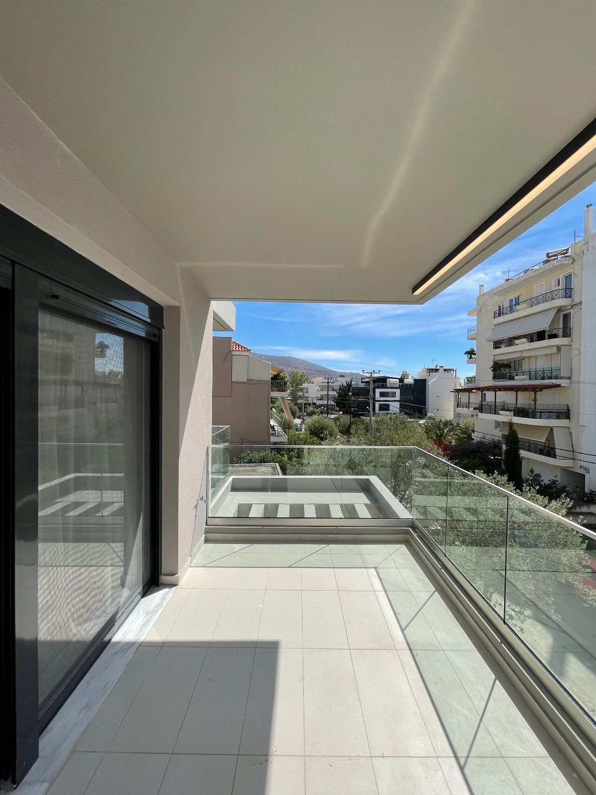 Διαμέρισμα 66τ.μ., 2ος, Γλυφάδα, Αθήνα – Νότια Προάστια
