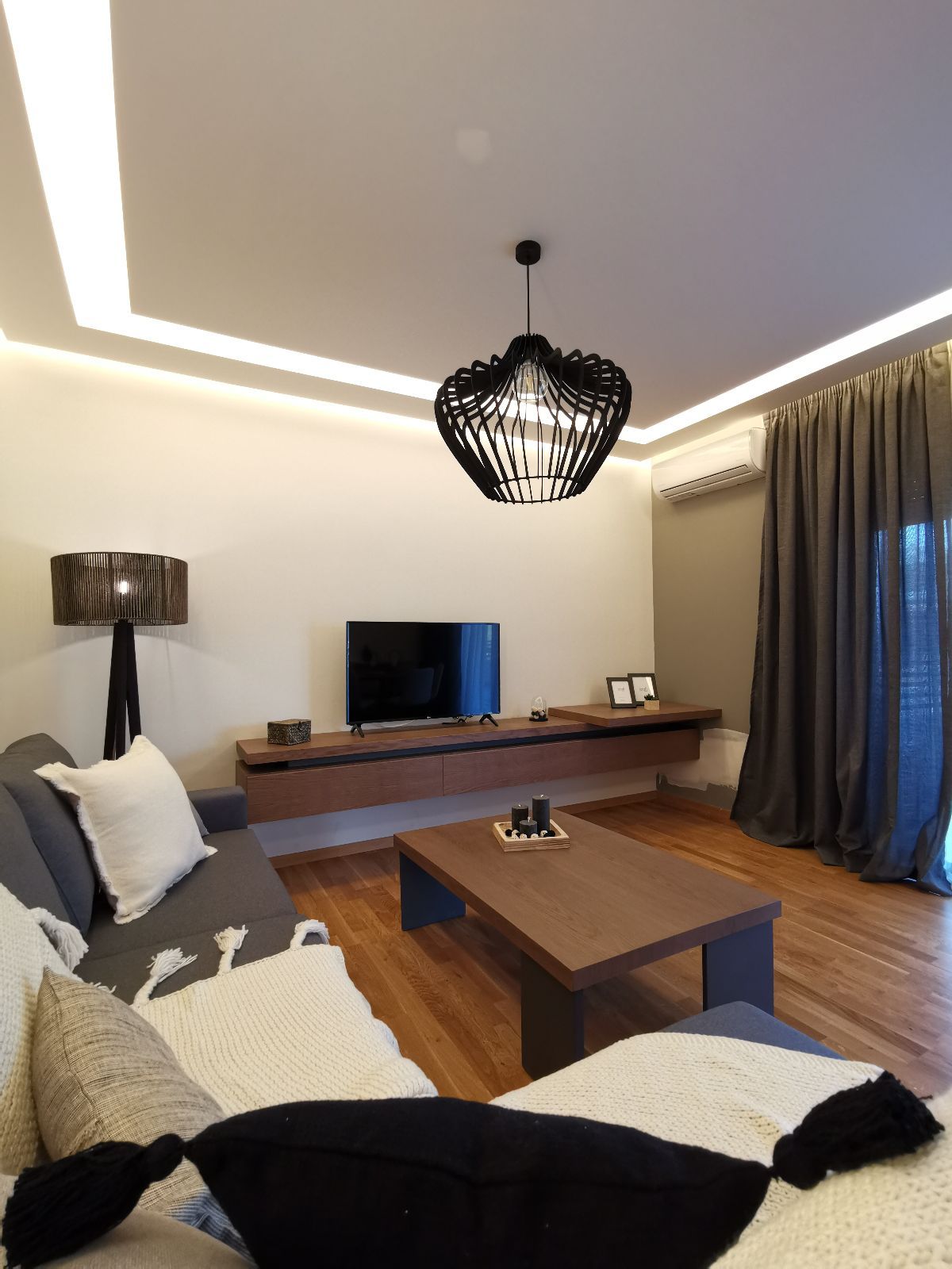 Διαμέρισμα 72τ.μ., 1ος, Γλυφάδα, Αθήνα – Νότια Προάστια
