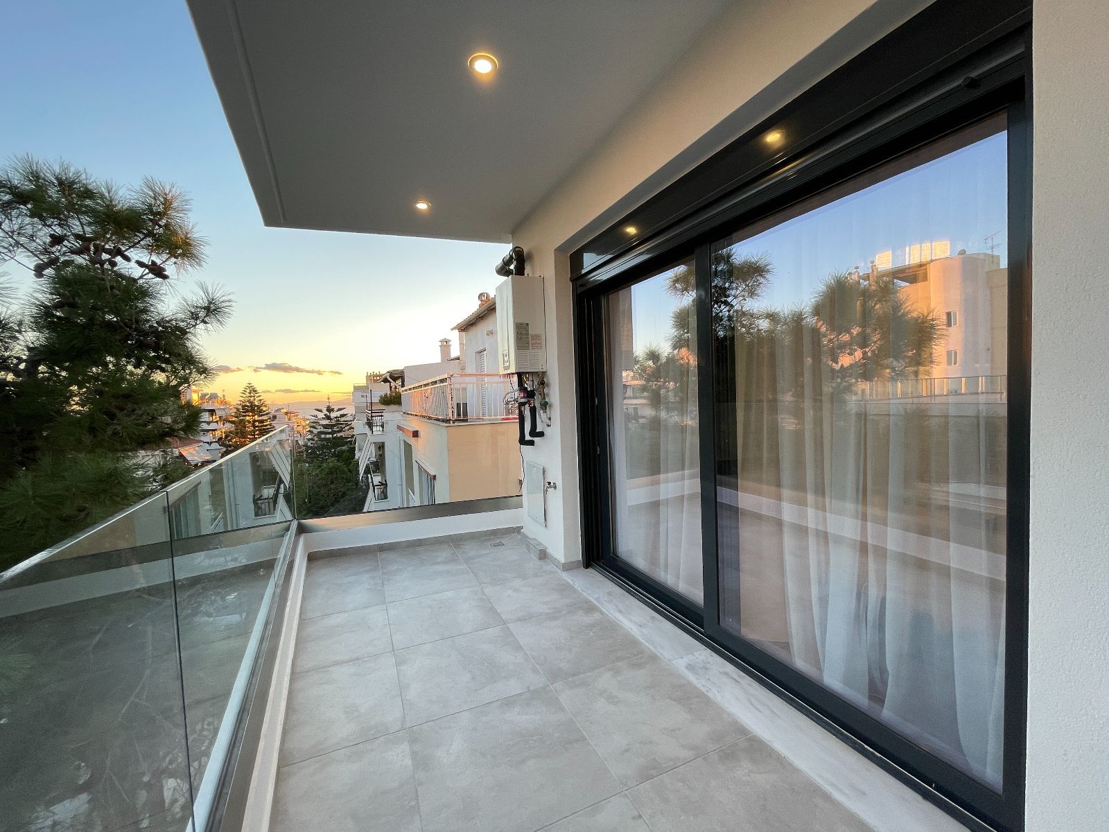 Διαμέρισμα 52τ.μ., 3ος, Γλυφάδα, Αθήνα – Νότια Προάστια