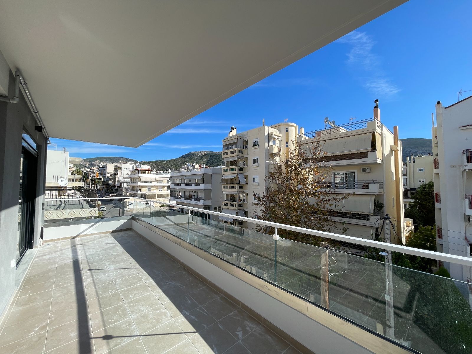 Διαμέρισμα 63τ.μ., 3ος, Γλυφάδα, Αθήνα – Νότια Προάστια