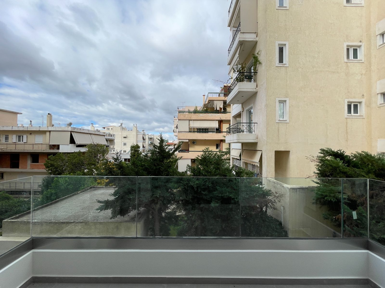 Μεζονέτα 68τ.μ., 1ος, Γλυφάδα, Αθήνα – Νότια Προάστια