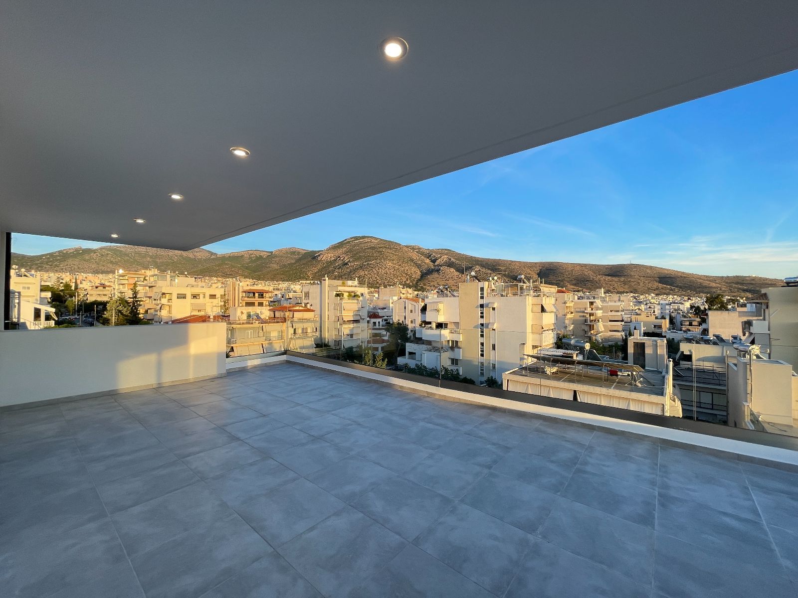 Διαμέρισμα 55τ.μ., 5ος, Γλυφάδα, Αθήνα – Νότια Προάστια